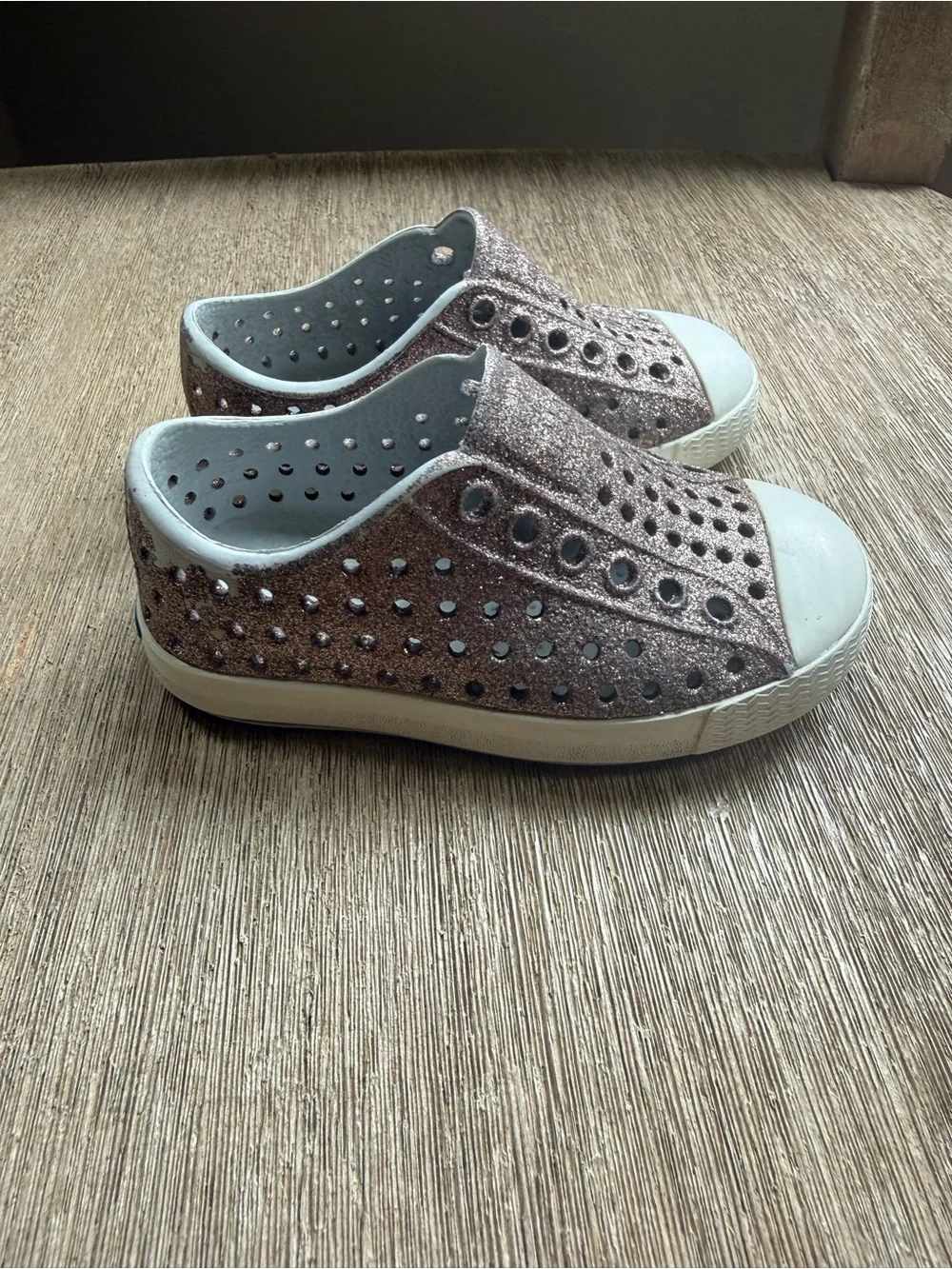 Native Jefferson Bling Sandal Shoes Metal Bling waterproof toddler girl sz C5